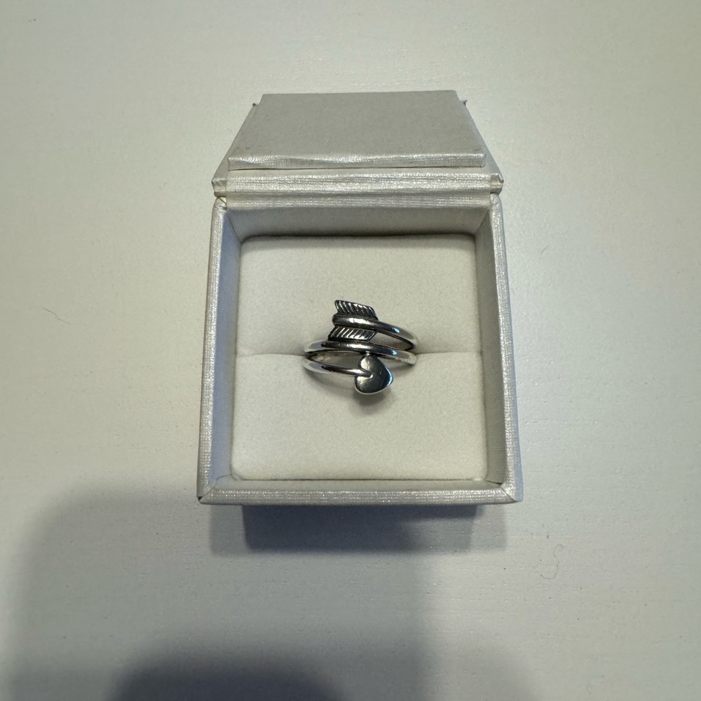 James Avery Arrow and Heart Ring Size 7.5